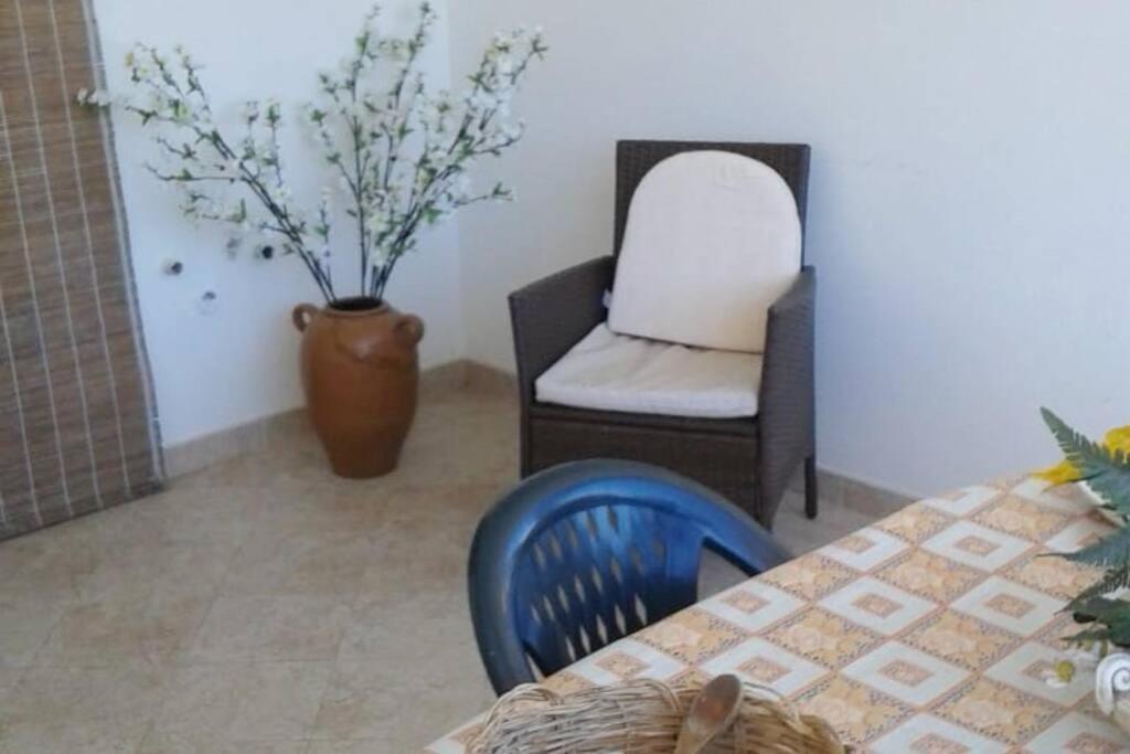 Casa Vacanze La Casa Di Katia Castro  Eksteriør billede